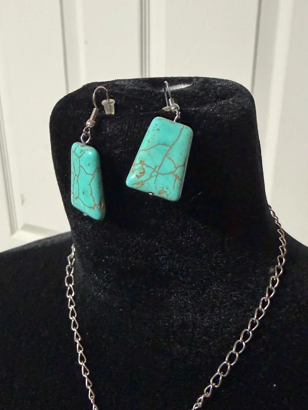 Turquoise Stone Pendant Necklace and Earrings Set - Women Jewelry